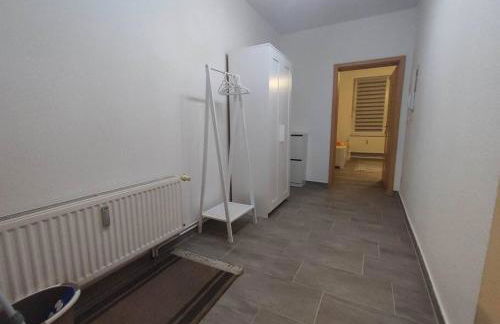 schöne 2 Bett Wohnung in Schönebeck - Elbe - Foto 8