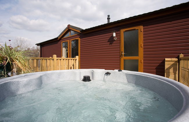 2-bed Cottage With Hot Tub at Loch Achilty, Nc500 - Foto 24