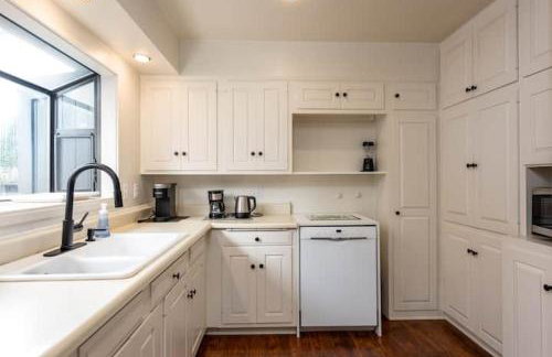 Hilltop Haven - Scenic Getaway Near Top Wineries - Foto 12