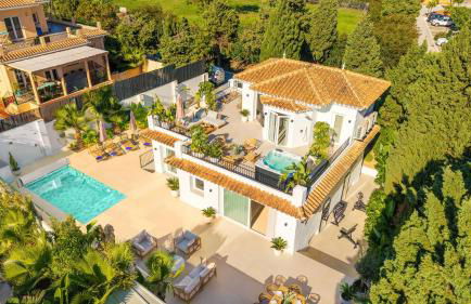 VACATION MARBELLA I Villa Ava, Private Heated Pool, Rooftop Hot Tub, Sauna, Luxury Interior, Golf and Sea Nearby - Foto 5