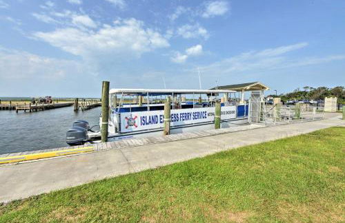 Waterfront Harkers Island Home Sunset View and Dock - Foto 27