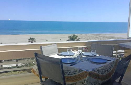 Superbe T2 parking wifi climatisé face Mer et Piscine - 4 Etoiles - Foto 15