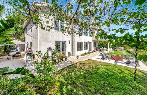 Stunning Hilltop 5BR With View And Hot Tub! - Foto 76