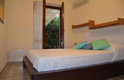 FANTASTIC SARDINIA VILLETTE CON GIARDINO Fronte Mare Fertilia FAHO-GAV01-GAV02 - Foto 44