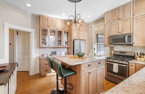 Derby City Delight - LUX home in Perfect Location - Family Friendly - Foto 1