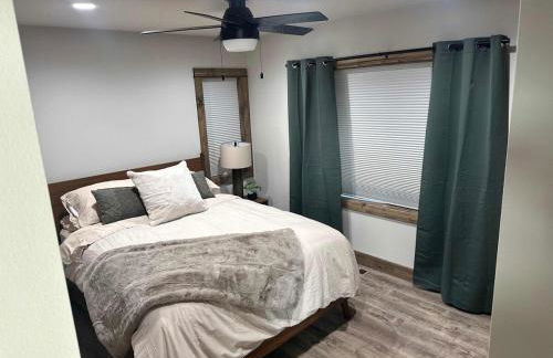 Sunset Serenity 5 Bedroom, Private Lake, Hot Tub - Foto 14