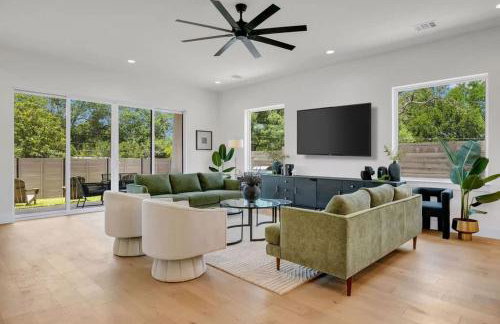 Sleeps 42 2 Pools & Game Room 11BR near Downtown - Foto 8