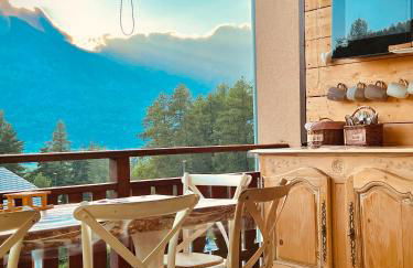 La joue du loup, aux pieds des pistes et vue sur montagnes - Photo 3