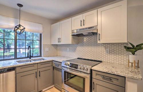 Near Parks and Lakes Arvada Home with Game Room - Foto 10