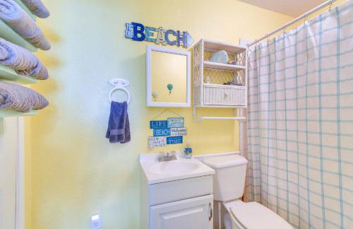 Walk to Gulf Surfside Beach Home with Deck - Photo 22