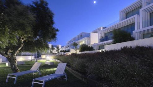 Villa La Perla Sotogrande - since 2022 - Sea View - 3 Bedrooms and Bathrooms - La Reserva Beach and Golf nearby - Foto 4, Garden