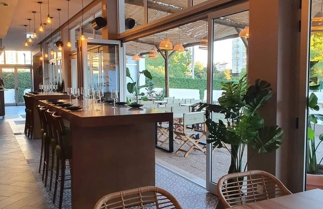 Amazing Green Tower 3 Castle Flat With Balcony - Photo 45