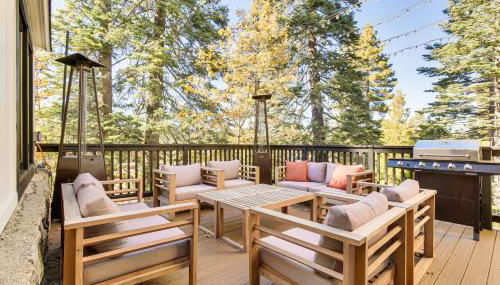 Walk to Lake Arrowhead Village! Home with Lake Views - Foto 2