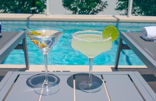 Stylish Retreat with Pool near The Parks - Foto 6