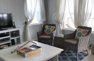 Bermuda Beach Beachfront home - Photo 9