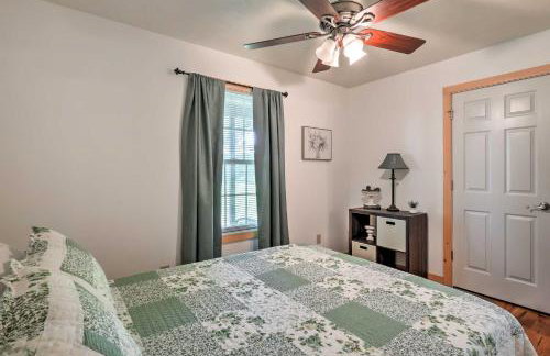 Quiet and Cozy Omaha Cabin about 20 Mi to Branson! - Foto 16