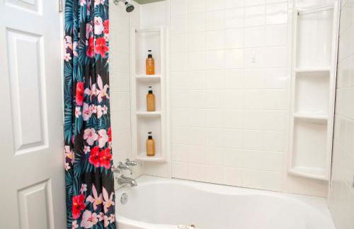 3 Bedrooms 2 Baths Pool Home available for LONGER STAYS!!! - Foto 32