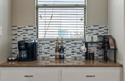 3 BD Townhome w Rooftop Terrace w Free Parking - Foto 22