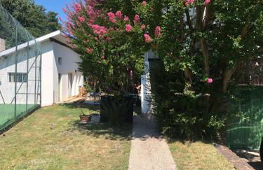 L'écrin vert - proche gare, piscine , tennis, wifi - Foto 13