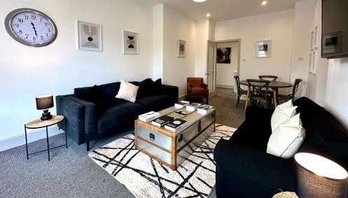 Stylish 3Bed apartment with FREE PARKING - Foto 3