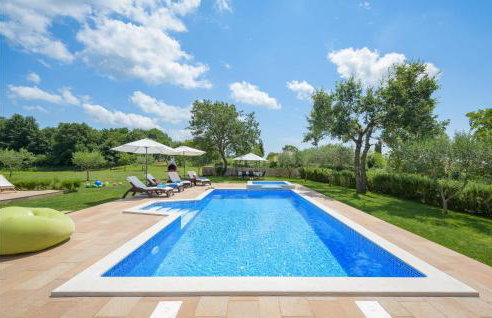 Two-Bedroom Holiday Home In Tinjan - Foto 10