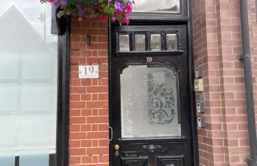 Deluxe Three Bed BnB in Henley-on-Thames near Station River & Town Centre - Foto 3