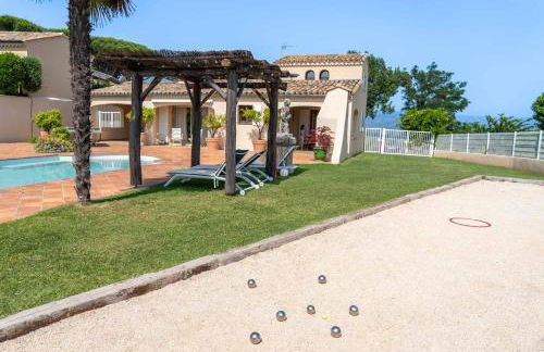 Villa Lazuel, piscine privée chauffée, vue panoramique et jardin clos - Foto 13