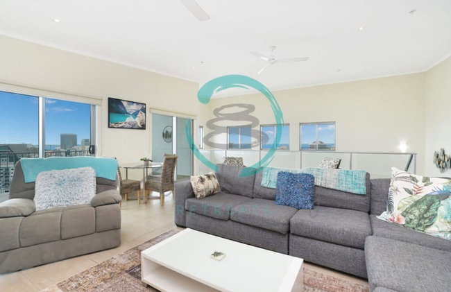 Pinnacle Penthouse Escape Panoramic Views Pool - Photo 13