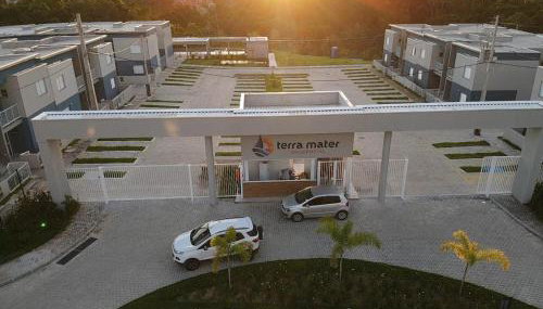 Aconchego da Alê em Porto, Ar condicionado e Piscina, Apartamento inteiro, Cozinha completa, Wifi, 02 Quartos confortáveis, travesseiro nasa , Colchão confortável ideal para férias descanso lazer ou negócios - Foto 2