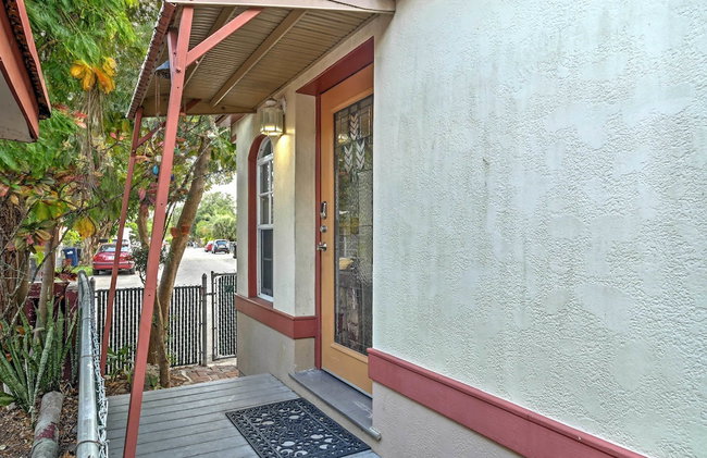 Miami Beach HomeStay - Photo 25