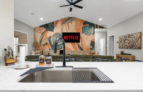 Brand New Cozy FirePit Home Near Fort Moore - Foto 24