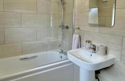 Orchid – 3-Bedroom Home in Filton, Bristol - Foto 16