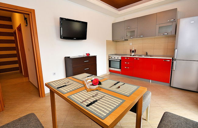 Step to Kotor bay Stoliv - Photo 2