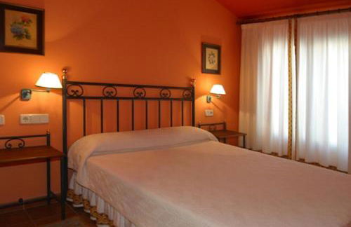 Hotel y apartamentos La Casa Rural - Foto 7