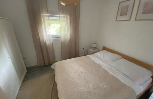 Apartment MiA with WIFi and private garden - Photo 10