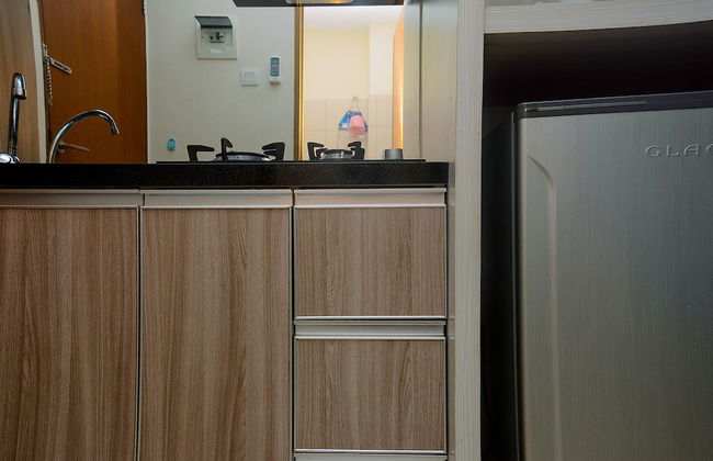 Cozy With Good Location Studio At Tifolia Apartment By Travelio - Foto 7