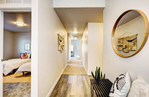 BRAND NEW 4-BDRM HOME Farmhouse at Grand Rapids - Foto 4