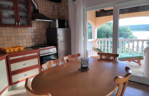 VILLA PUNTA BLAVA - Beachfront Family Villa with Sea View - no pets allowed - Foto 46