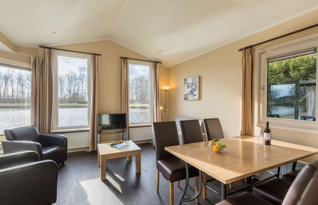 Well Furnished Mobile Home with Dishwasher near Water - Photo 5