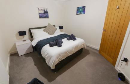 2-Bed Wallington, Sleeps 6, Parking, Near LGW - Foto 35