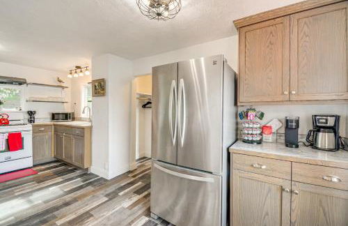 Walk to Beaches Waterfront Home in Port Orchard! - Foto 7