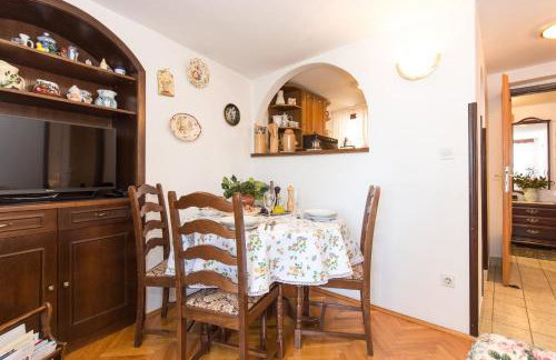 Comfy And Warm Ap With Balcony Surrounded With Beautiful Nature - Foto 11