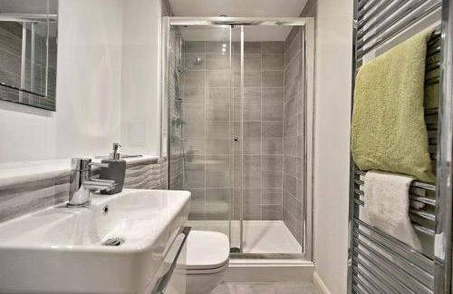 Finest Retreats - Riverside View - Photo 12