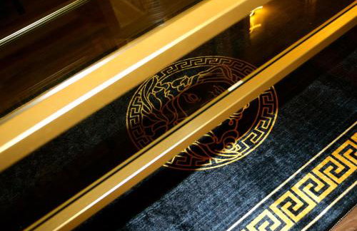 Ultra Deluxe Versace Apartment Near Sheffield FULL SKY TV - Foto 19