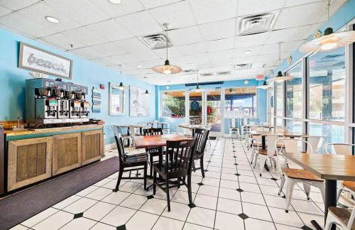 Beachfront Retreat- "The Getaway" - Foto 23