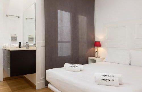 Enjoybcn Coliseum Apartments - Photo 102