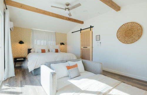 Wanderlust Joshua Tree Stargazing Desert Retreat - Photo 23