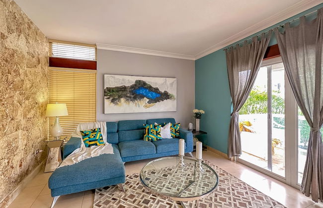 Incredible 3 BR Penthouse w BBQ Jacuzzi - Photo 31