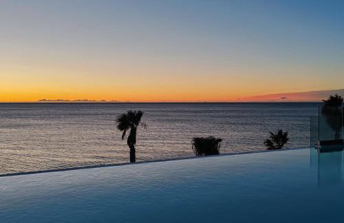 Pearl Beach - Rooftop Pool Seaside - Photo 35