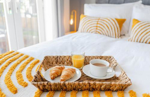 Caboose Stays - Bury St Edmunds - Modern 4 Bed townhouse close to centre and major transport links - Fast Wifi - Parking - Business and Contractors - Foto 12